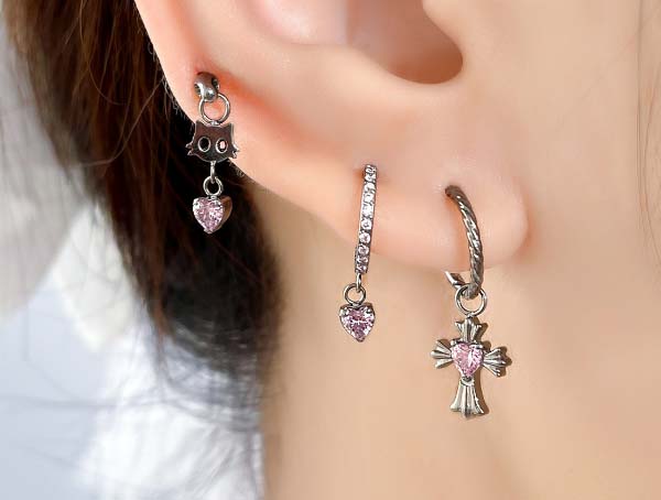 Titanium nose rings, hoops and studs for professional piercing studios