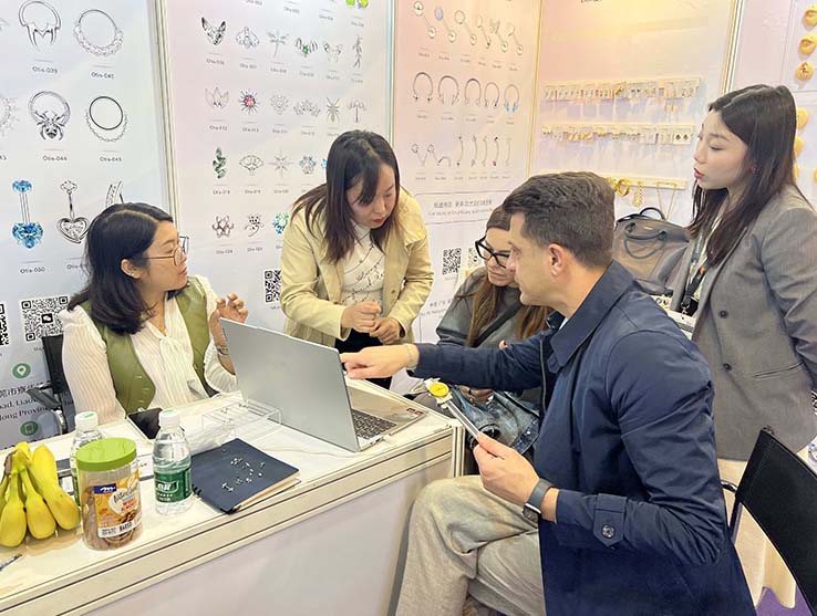 Export packaging and shipping department